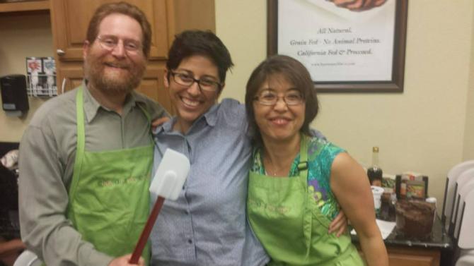 Program participants Dave Schneider, MD and Toni Ramirez, MD, with program developer, chef, and MD Wendy Kohatsu.